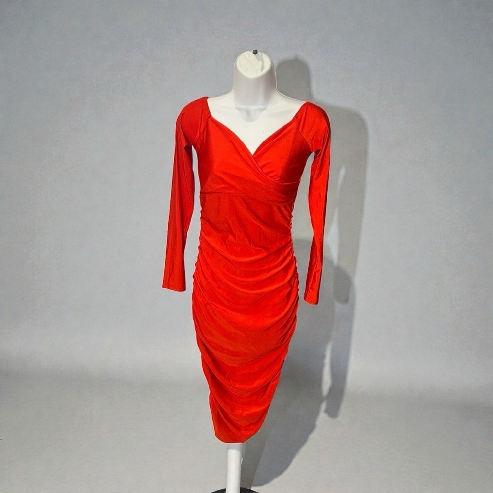 Elegant Red Long Sleeve Dress